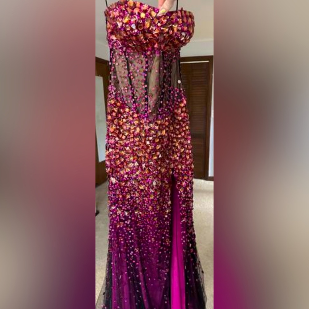 Size 4 Alyce Paris winterball dress. Worn twice. Pink and black